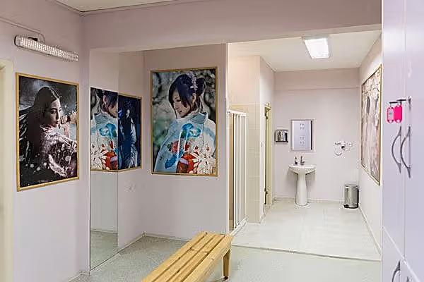 Kadın Soyunma Odası